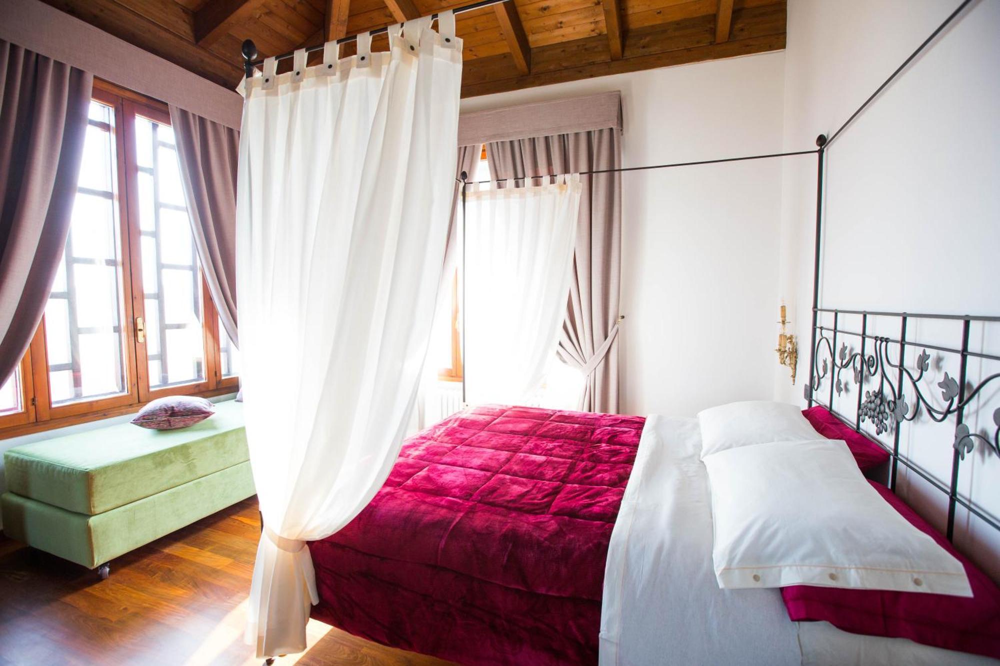 Room&Breakfast La Gramadora คาสเทลซานเปียโตรแตร์เม ภายนอก รูปภาพ